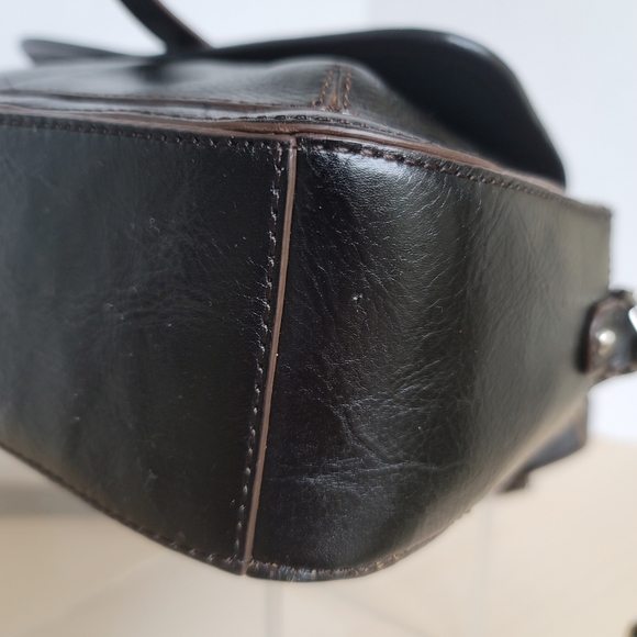 Etienne Aigner Black Leather Adjustable Strap Crossbody Camera Bag Purse - Picture 9 of 16